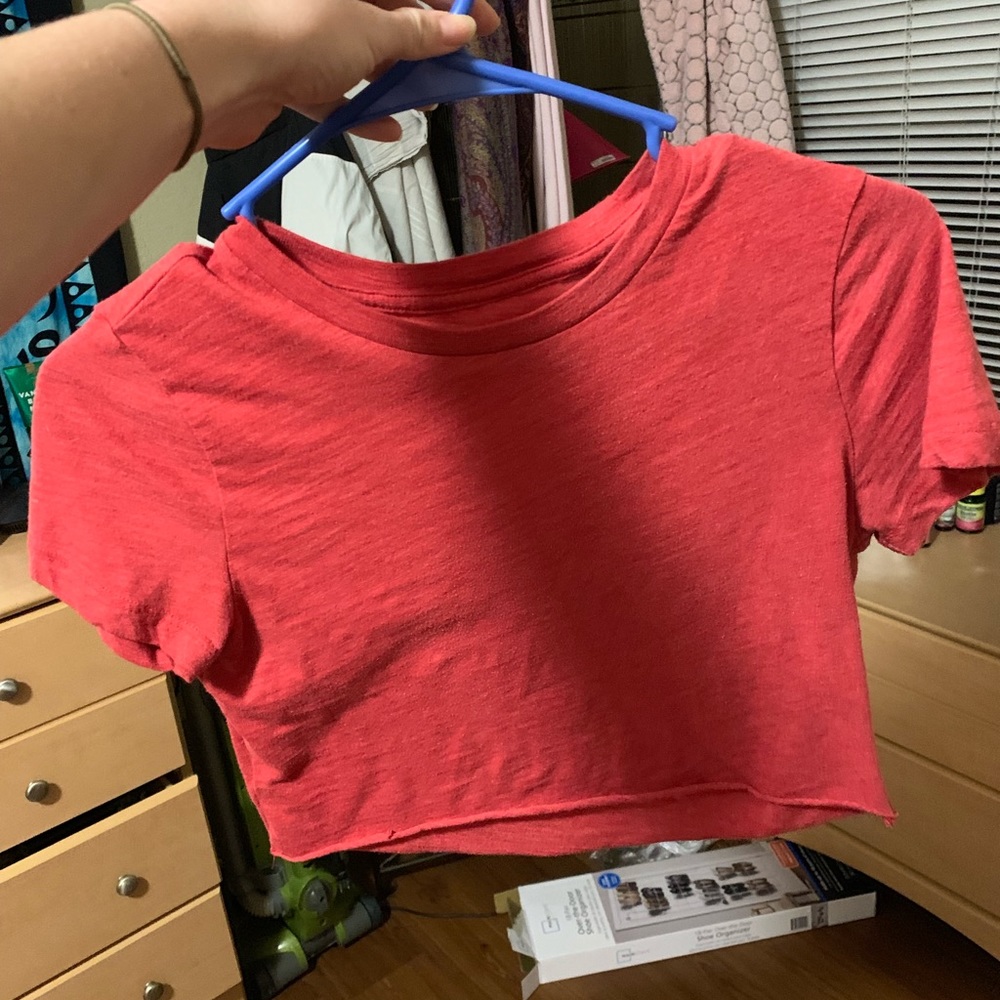 Crop top